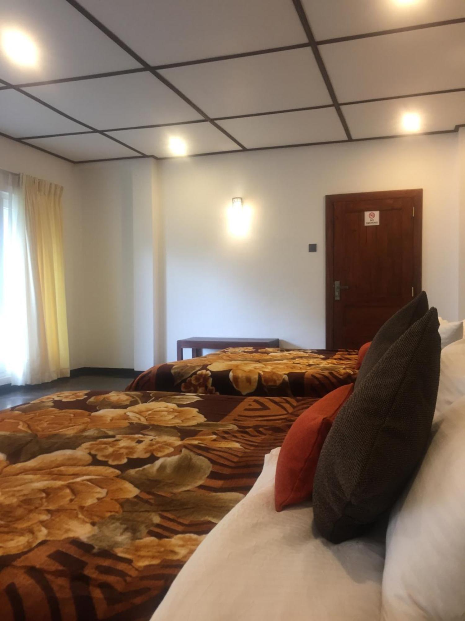 Suriya Guest Hotell Nuwara Eliya Eksteriør bilde